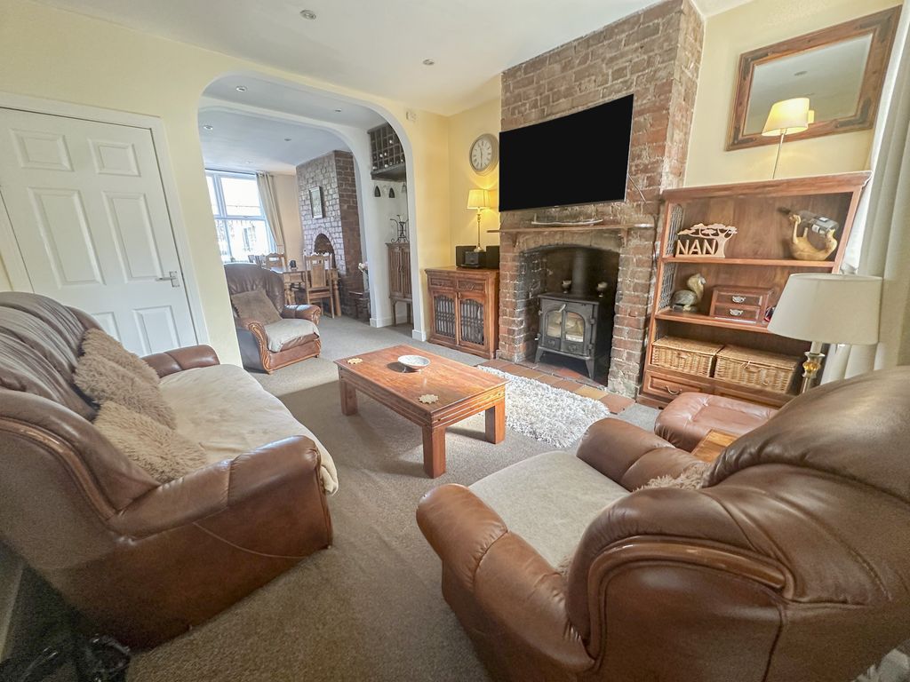 Property photo 3 of 15 Through Lounge/Dining Room