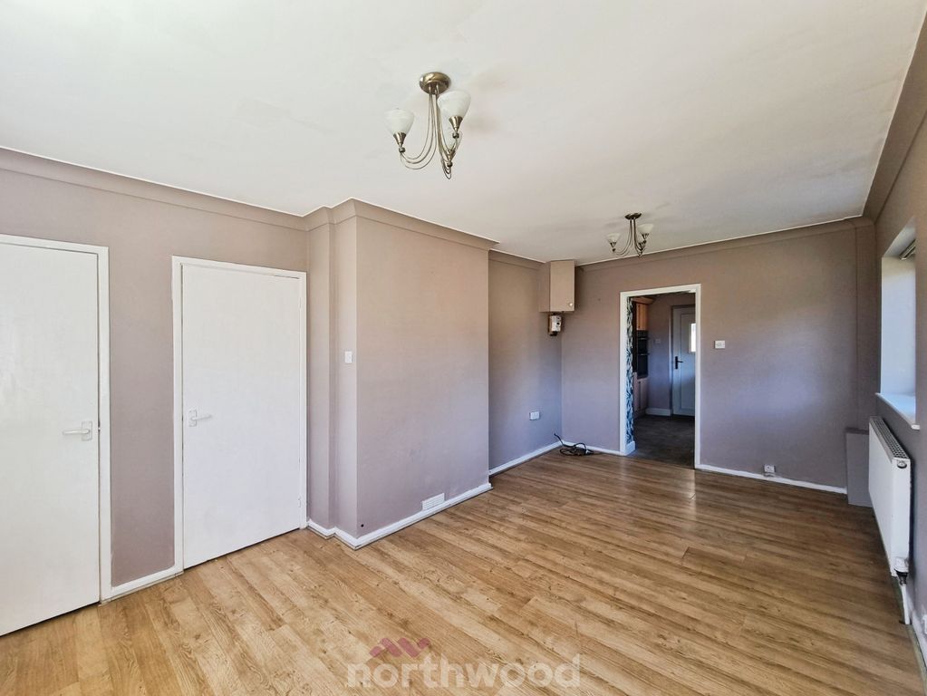 Property photo 3 of 23