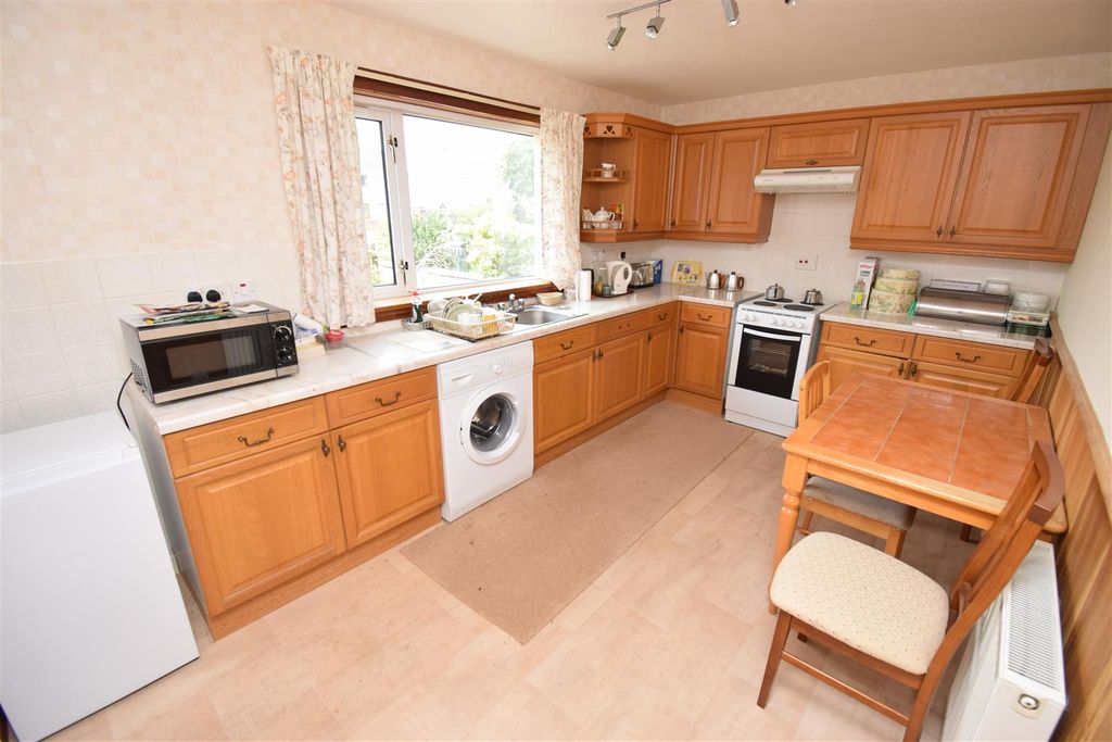 Property photo 2 of 17 Kitchen-Breakfast Room