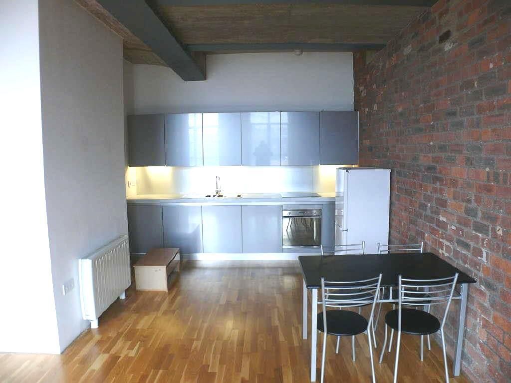 Property photo 3 of 4 Angle Two