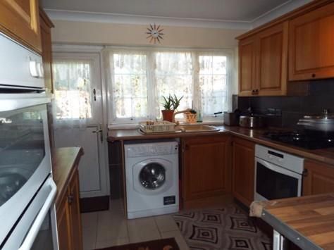Property photo 3 of 7 Kitchen.Jpg