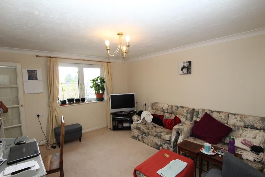 Property photo 3 of 5
