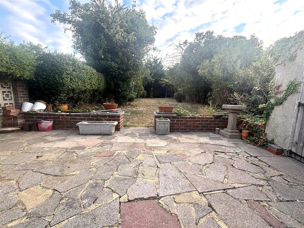 Property photo 2 of 18 Img_2838.Jpg