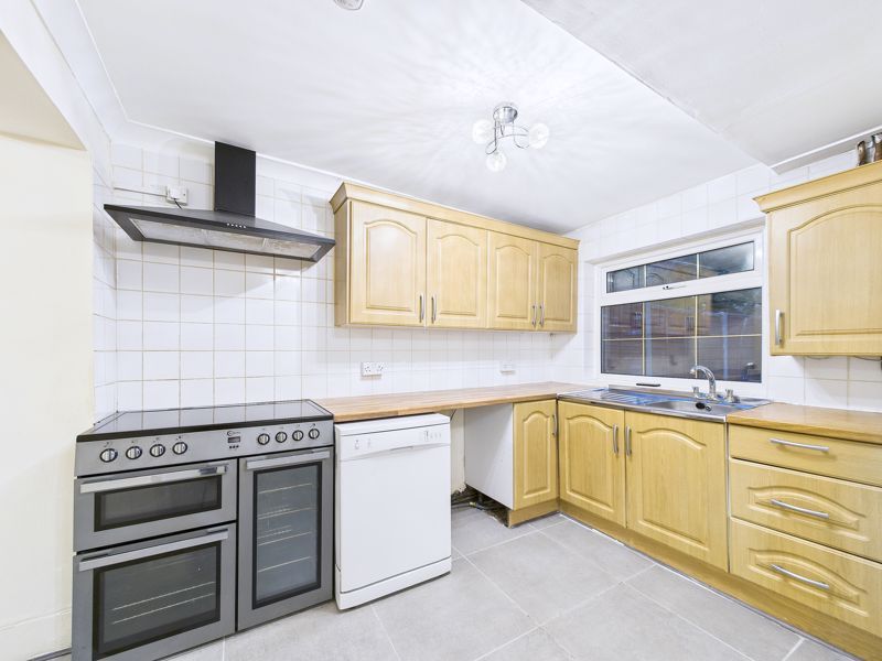 Property photo 2 of 14 Photo 11