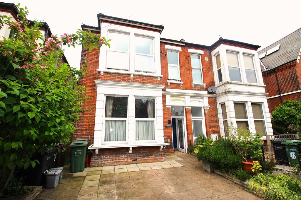 Property photo 1 of 17 Img_1497 (002).Jpg