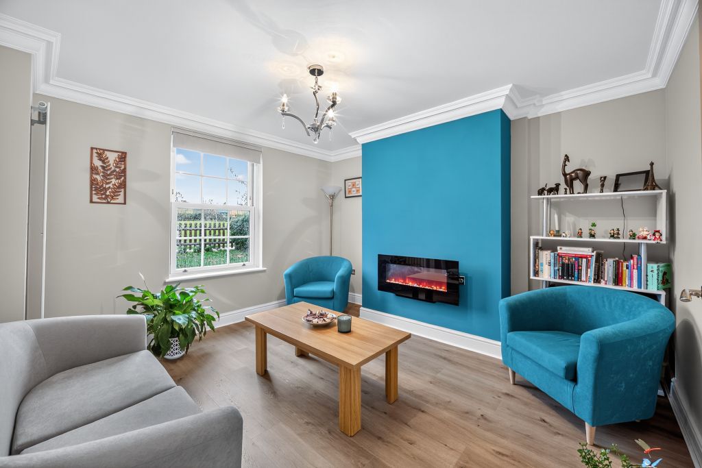 Property photo 3 of 28