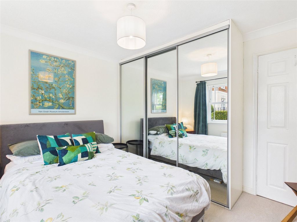 Additional image 6 of 1 bed flat for saleGuildford, Surrey GU1