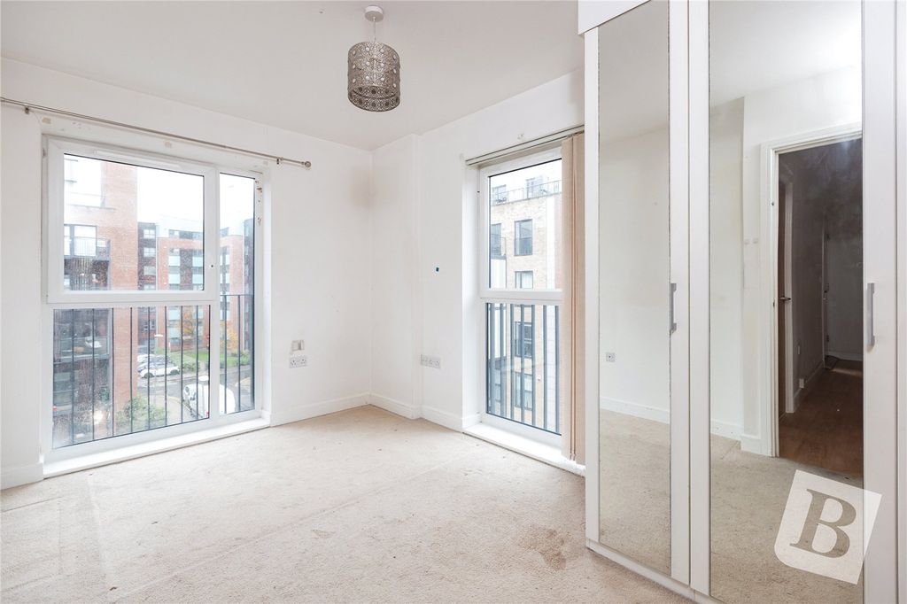 Property photo 3 of 23 Picture No. 52