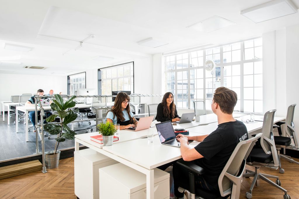 Property photo 1 of 4 Example Medium Sized Office.Jpg