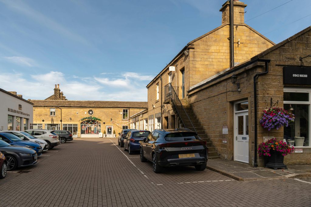 Property photo 3 of 6 Crescentg4.Jpg