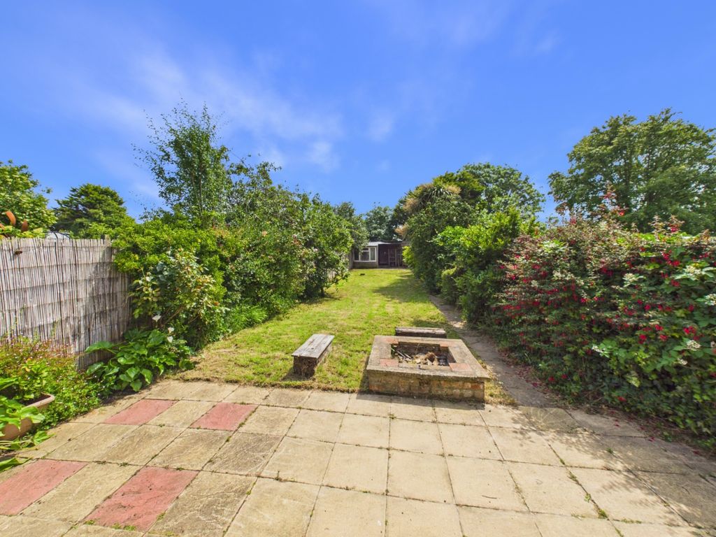 Property photo 2 of 17 5257933