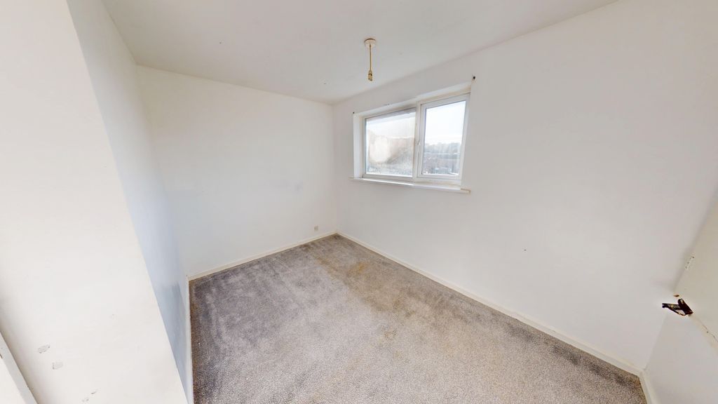 Property photo 3 of 5 78-Glenbrook-Drive-10072025_090020