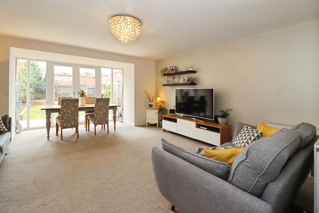 Property photo 3 of 29