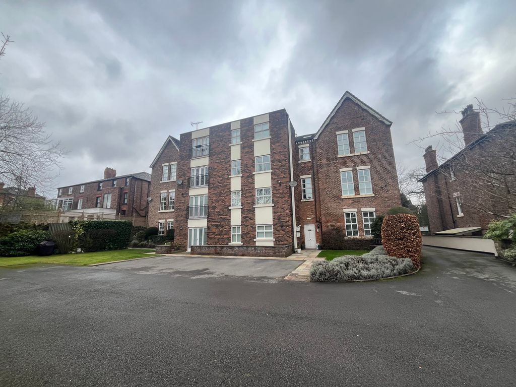 Property photo 2 of 24