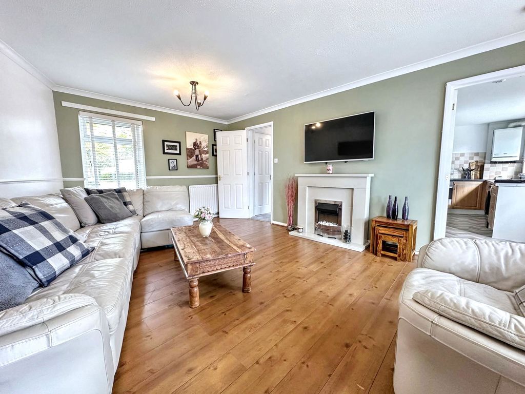 Property photo 3 of 15
