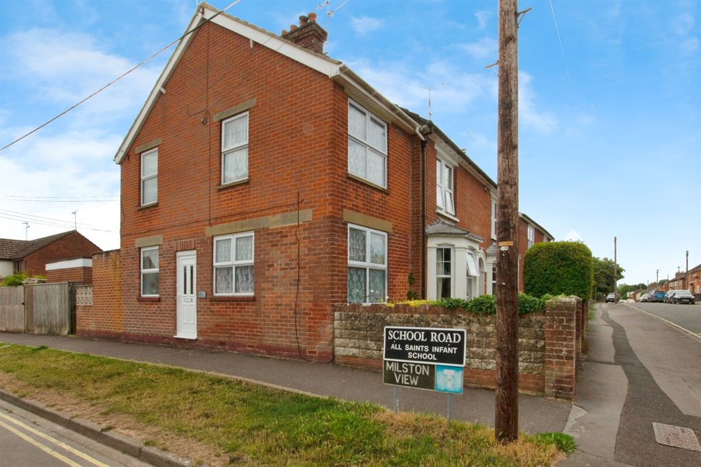 Property photo 2 of 14