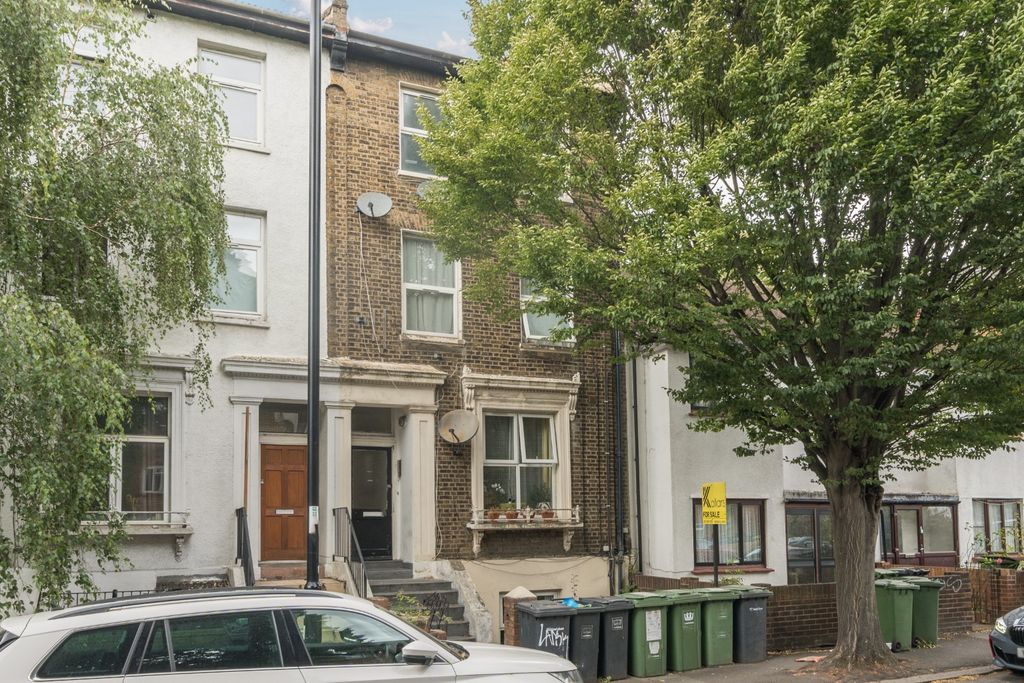 Property photo 1 of 9 4480921