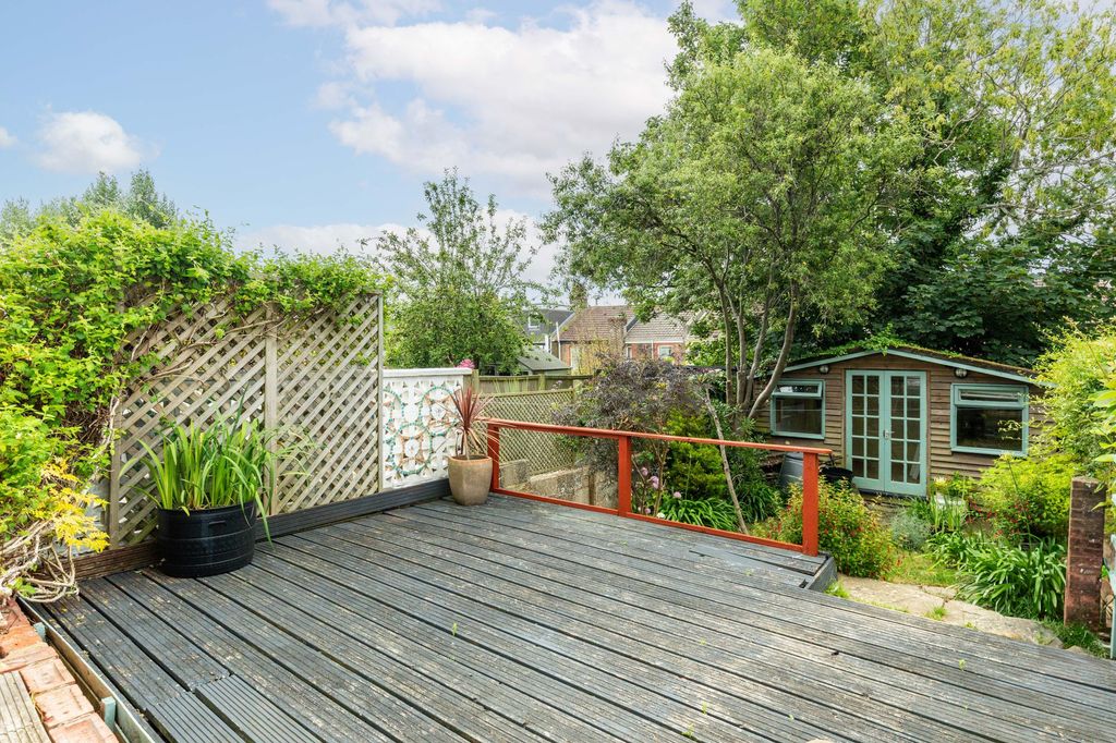 Property photo 3 of 14