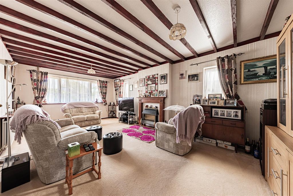Property photo 3 of 36 L J Imaging-10.Jpg