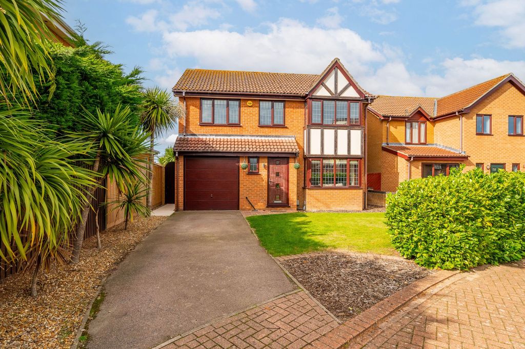 Property photo 2 of 21