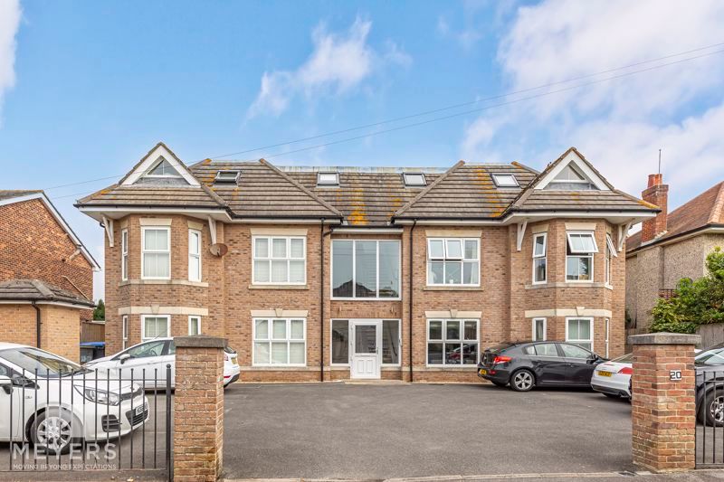 Property photo 2 of 12 Photo 9