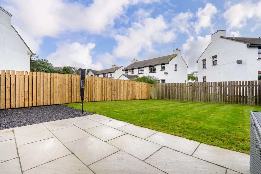 Property photo 3 of 19