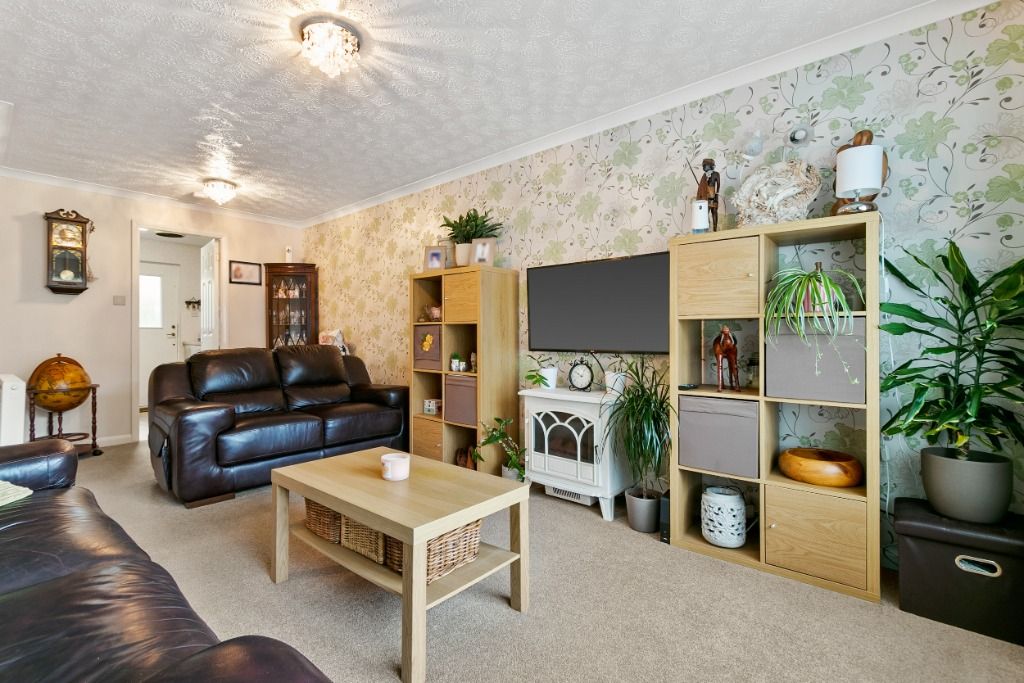 Property photo 3 of 18