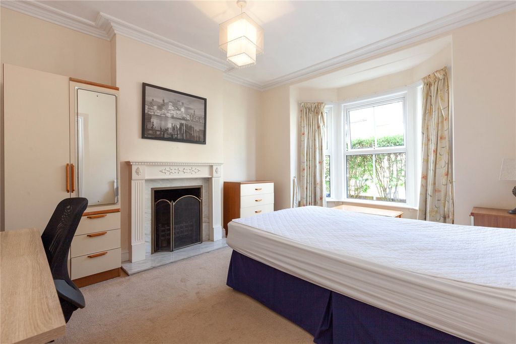 Property photo 3 of 16 Picture No. 06