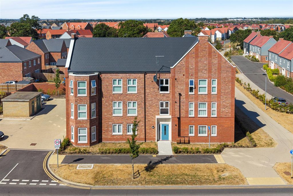 Property photo 1 of 21 Ol-Kl-7Arthurtheobaldcourt-21.Jpg