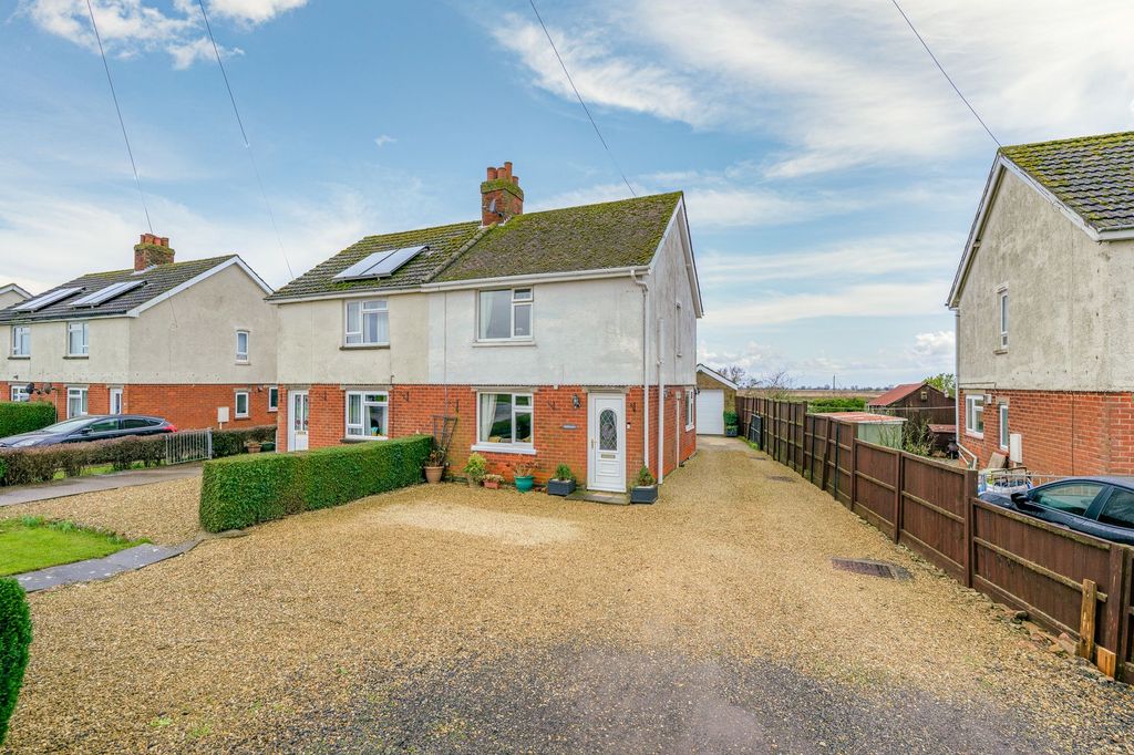 Property photo 1 of 26