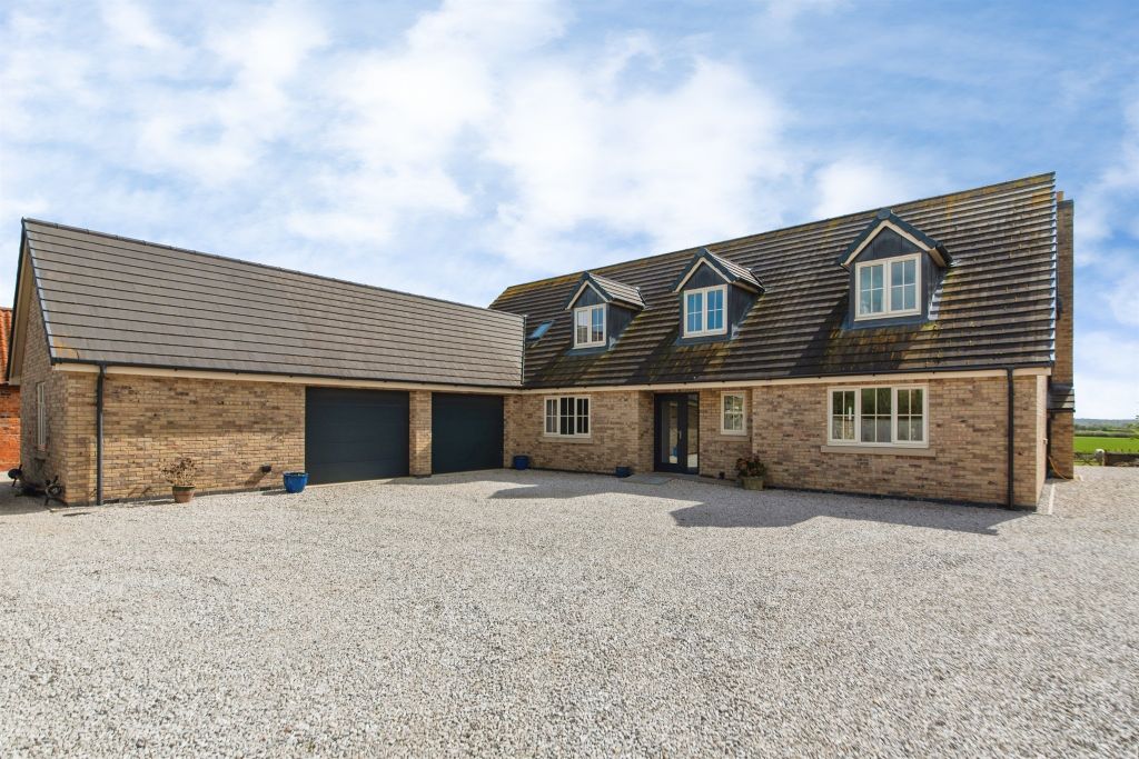 Property photo 1 of 33