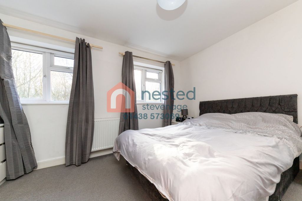 Property photo 3 of 10 Bedroom One