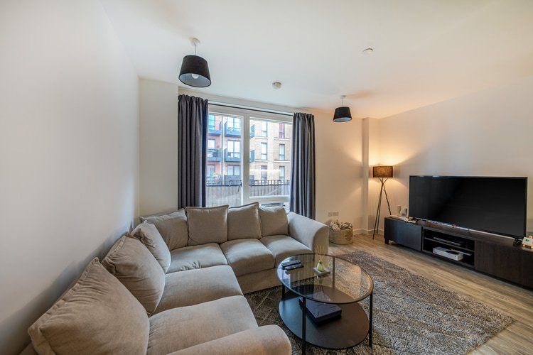 Property photo 2 of 18