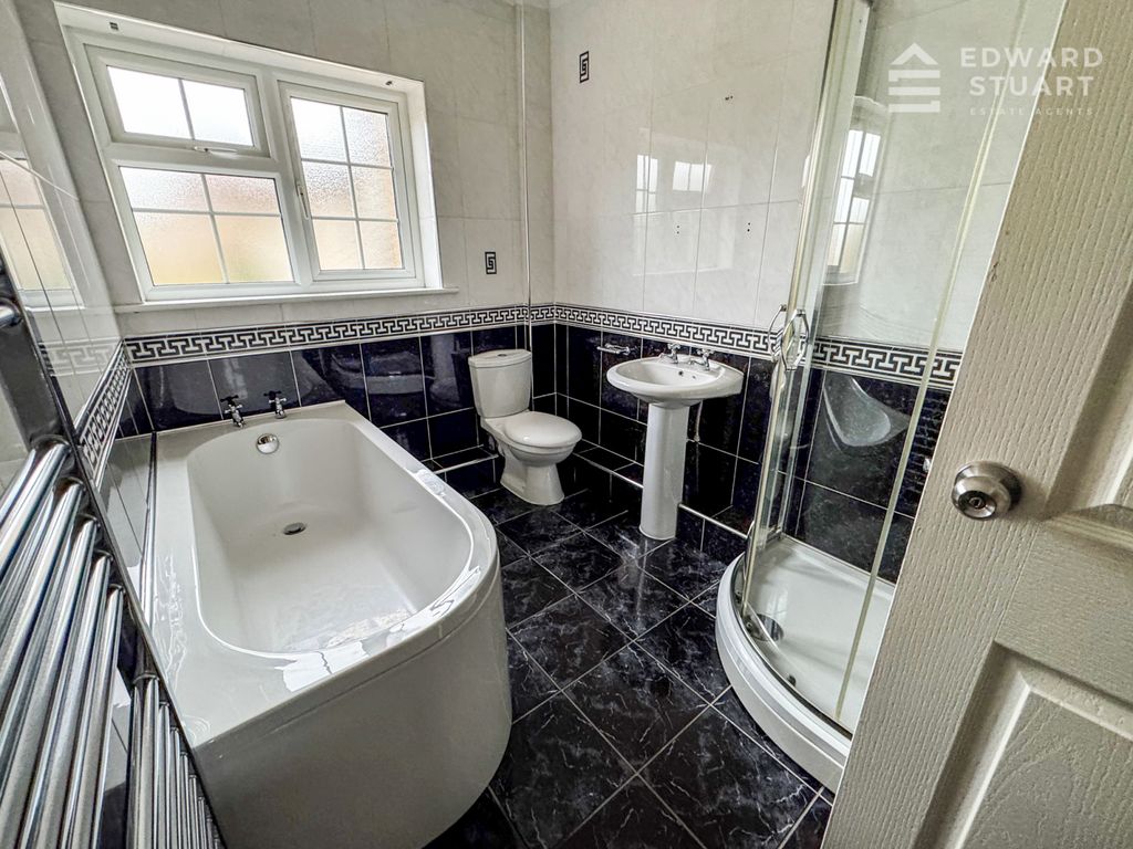 Property photo 3 of 14 Gallery