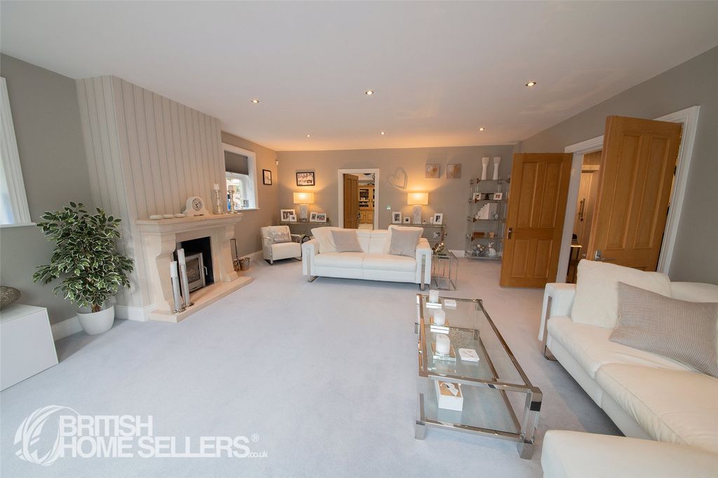 Property photo 1 of 16 3