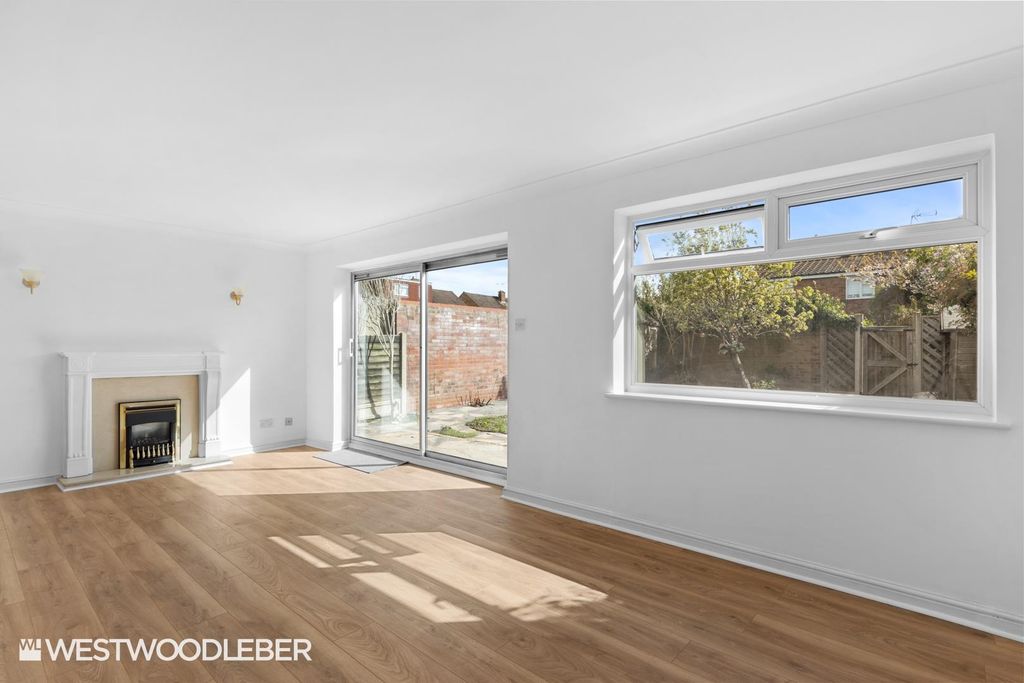 Property photo 2 of 24 Wallersway_2.Jpg
