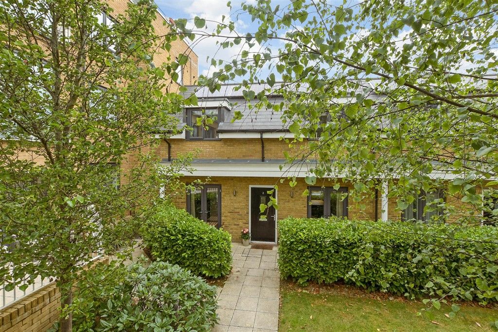 Property photo 3 of 15 External (Web)