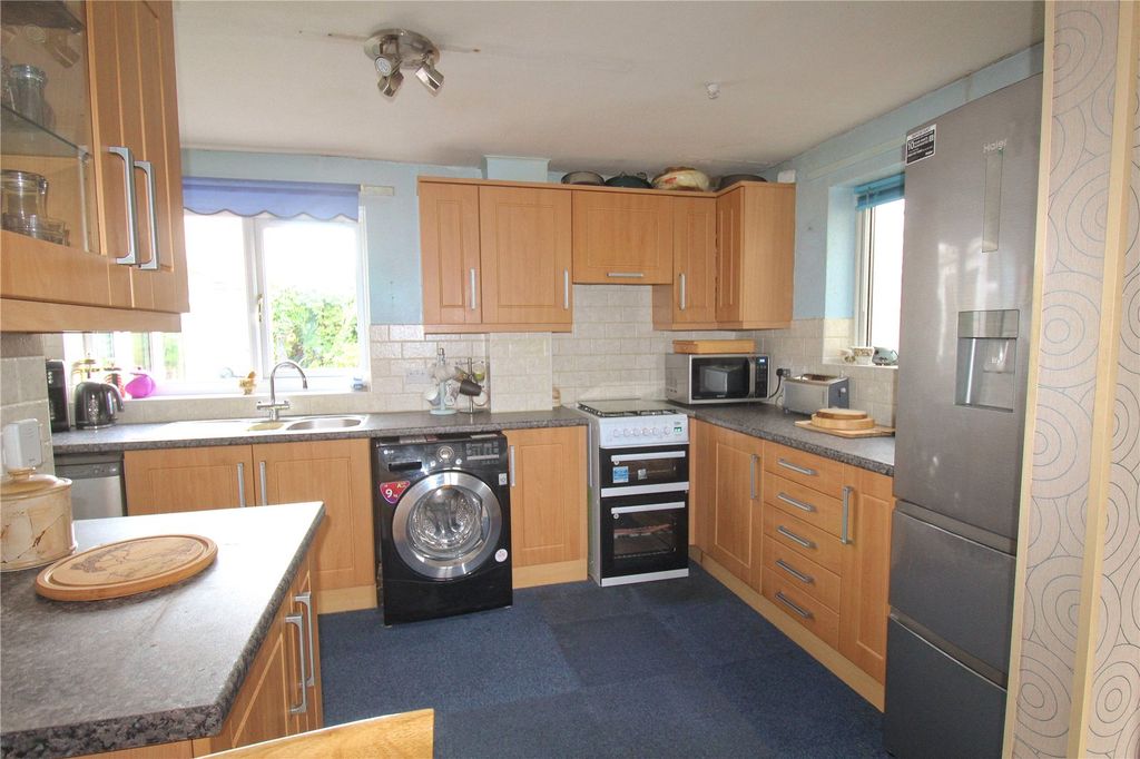 Property photo 3 of 17 Picture No. 14