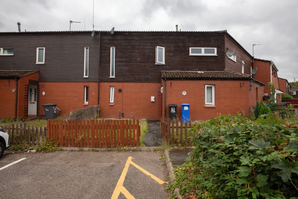Property photo 1 of 22