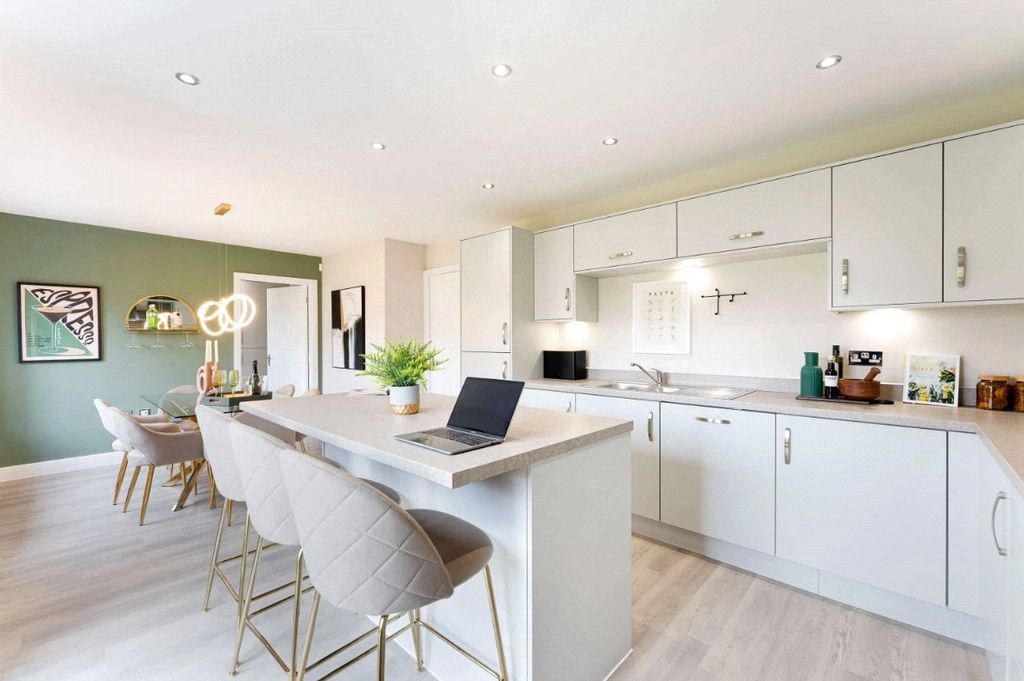 Property photo 2 of 18 Picture No. 36