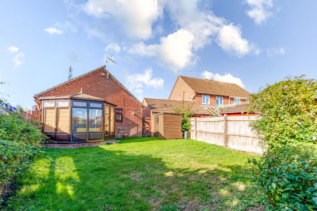Property photo 2 of 17