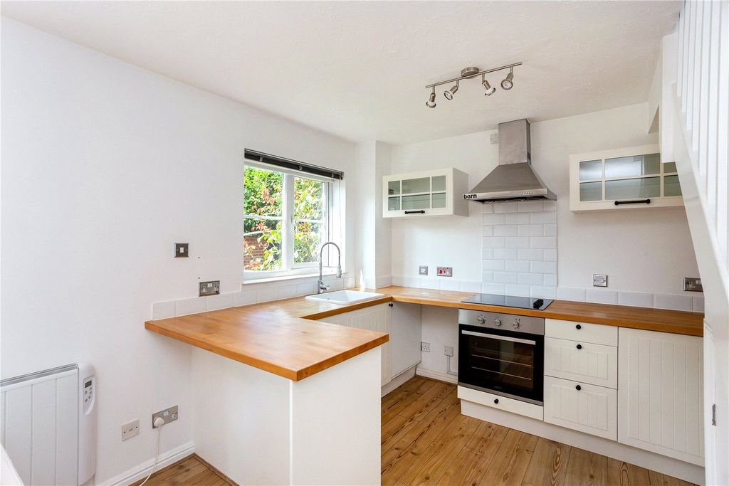 Property photo 3 of 9 Picture No. 09