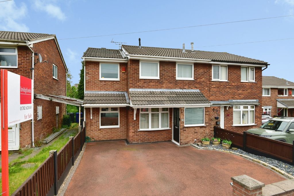 Property photo 1 of 18 Pbox-Img.Jpg