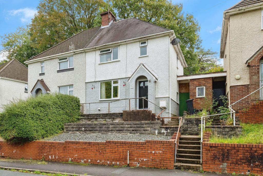 Property photo 1 of 15 Photo