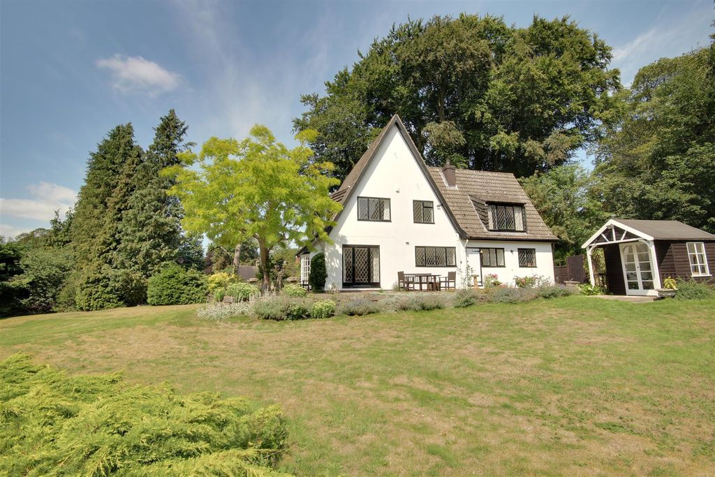 Property photo 1 of 27 Introduction