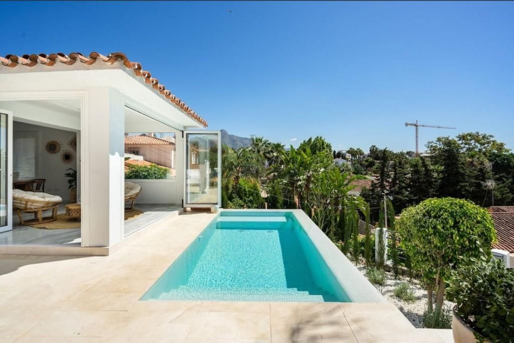 Property photo 1 of 3