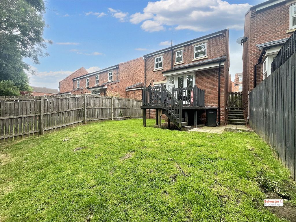 Property photo 1 of 27 Picture No. 19