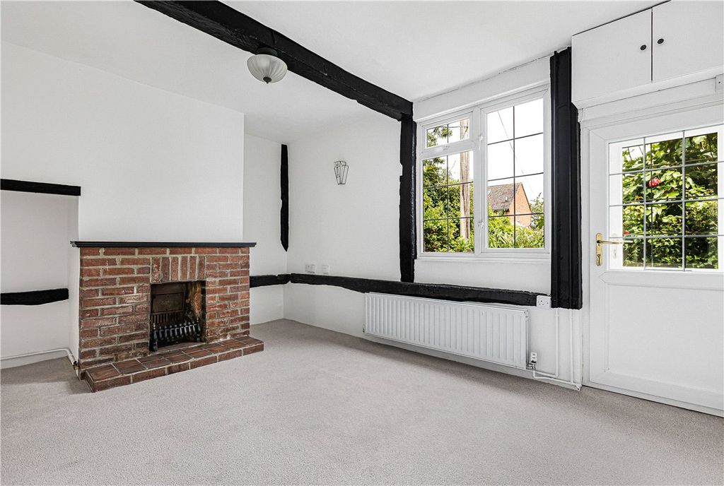 Property photo 2 of 23 Picture No. 33