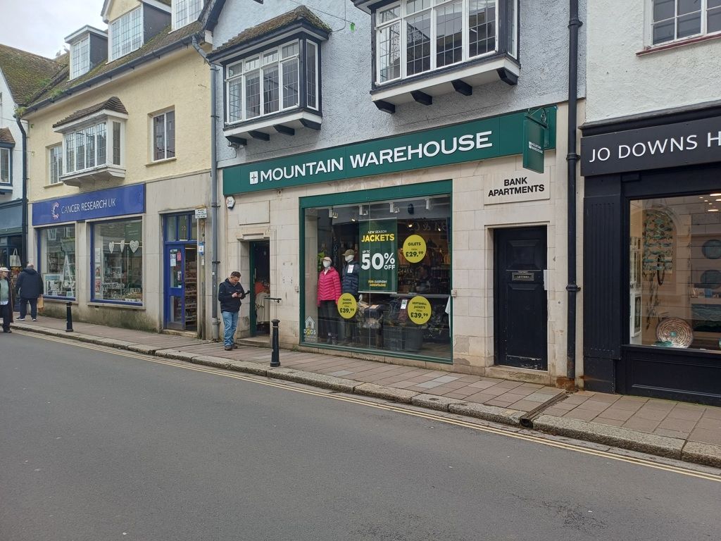 Property photo 2 of 17 Photo 4