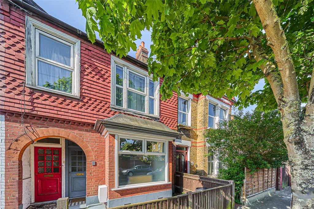 Property photo 2 of 10 Picture No. 12